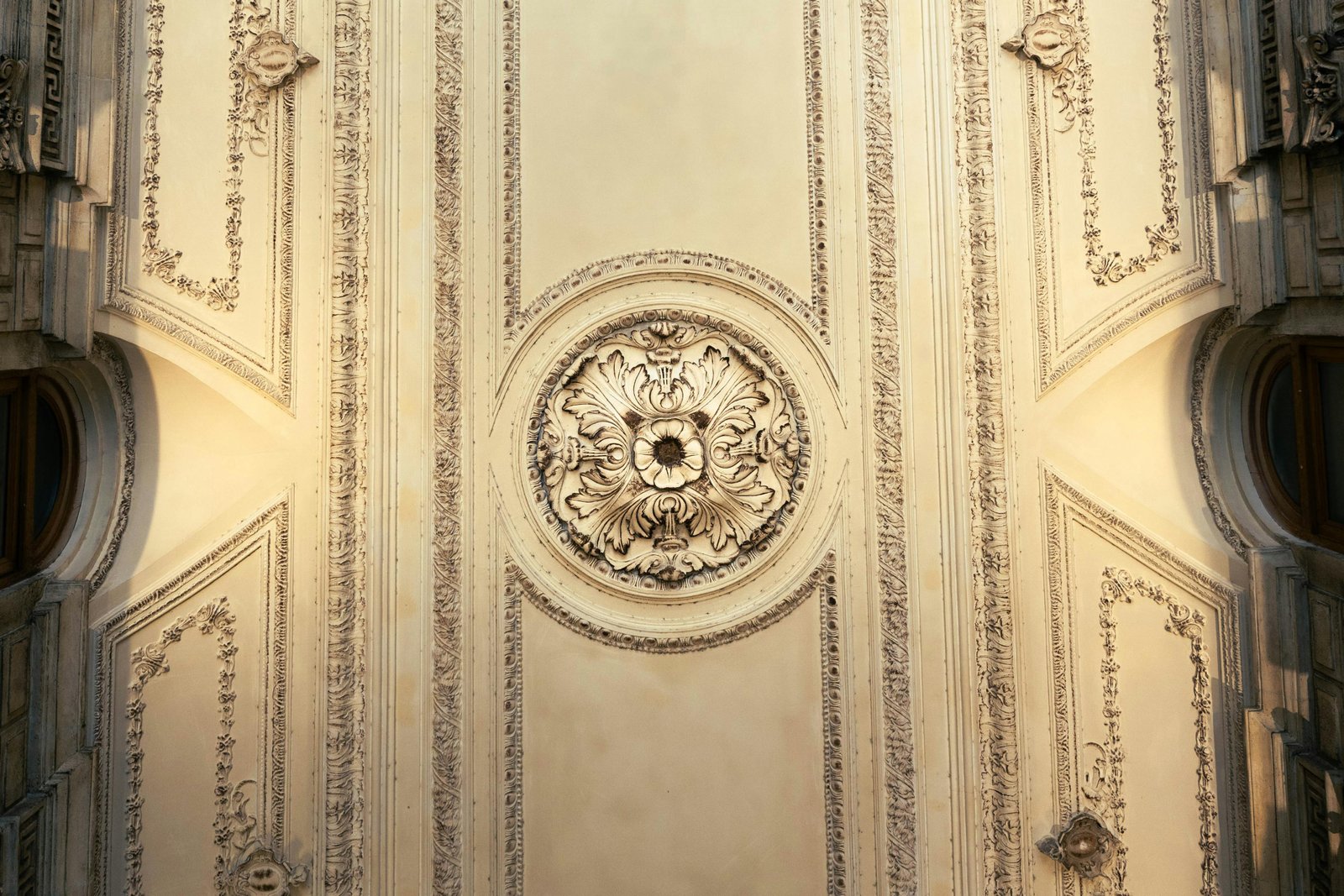 West Village private residence with hand-finished mineral plaster walls — MarkOn® Walls / Vlad Markov